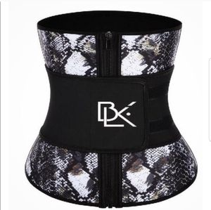 NWOT Waist trainer fits like XS